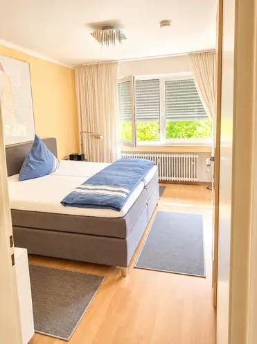 4 Zimmer Wohnung mit 102 m² in Köln – Bild 4