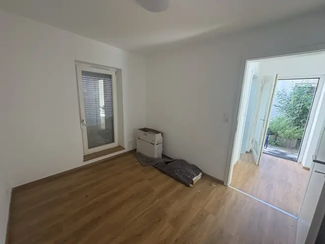 2 Zimmer Wohnung mit 48 m² in Karlsruhe – Bild 2