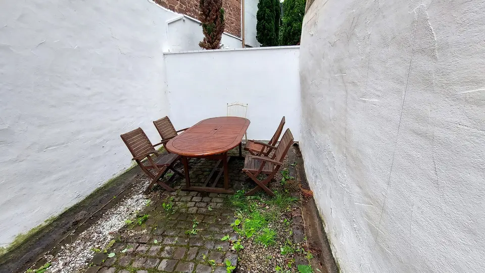 WG-Zimmer mit 110 m² in Kaiserslautern – Bild 2