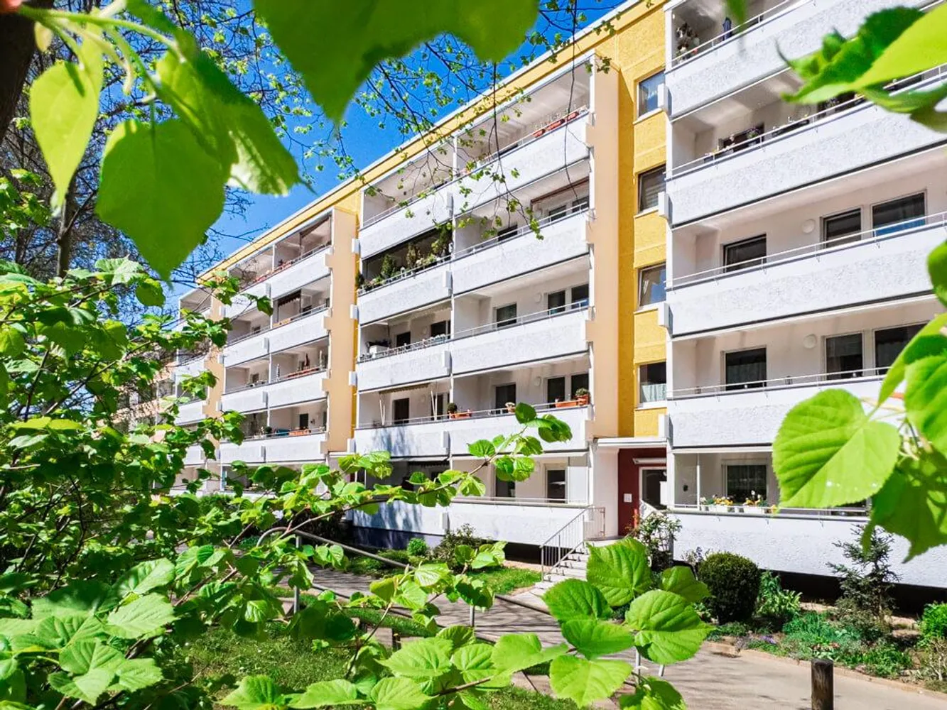 3 Zimmer Wohnung mit 70 m² in Zwickau – Bild 1