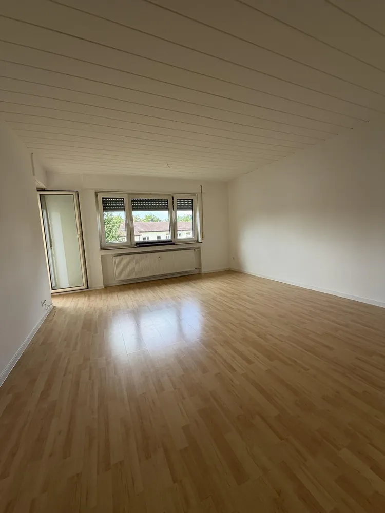 3 Zimmer Wohnung mit 70 m² in Böblingen – Bild 2