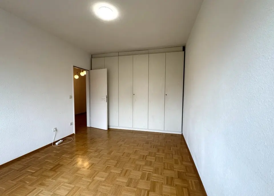 2 Zimmer Wohnung mit 60 m² in Lübeck – Bild 2