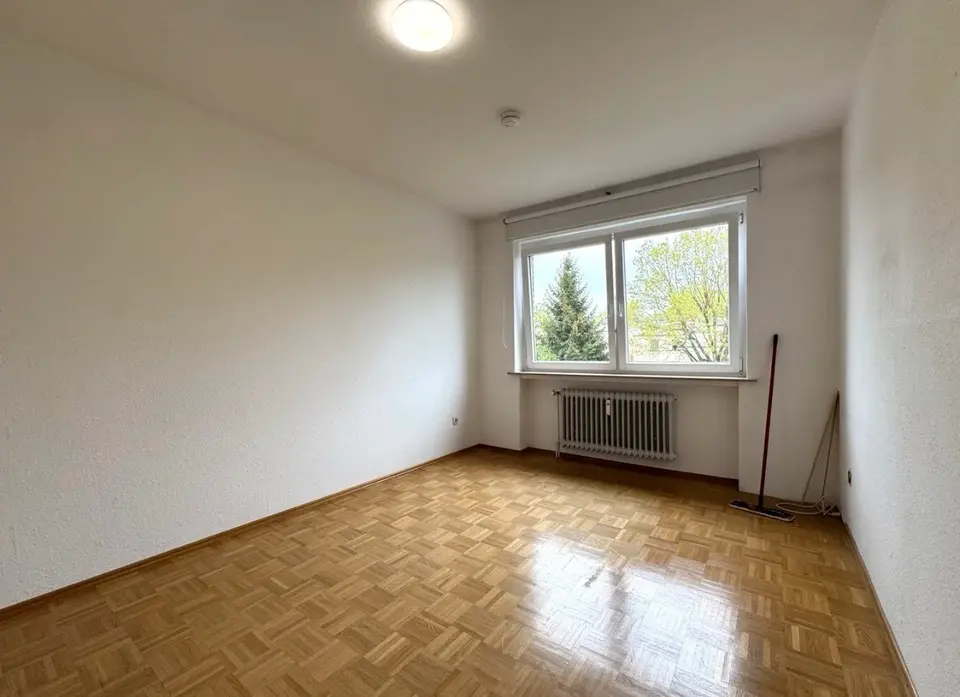 2 Zimmer Wohnung mit 60 m² in Lübeck – Bild 3