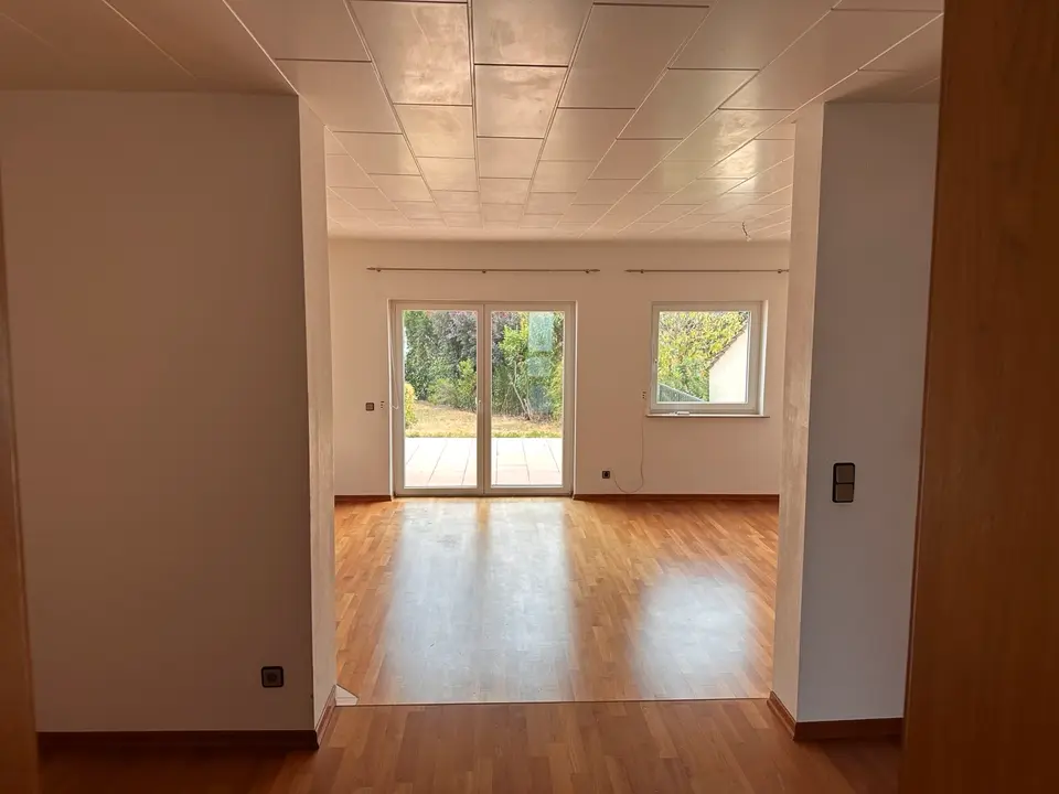 6 Zimmer Haus mit 135 m² in Rodgau – Bild 1