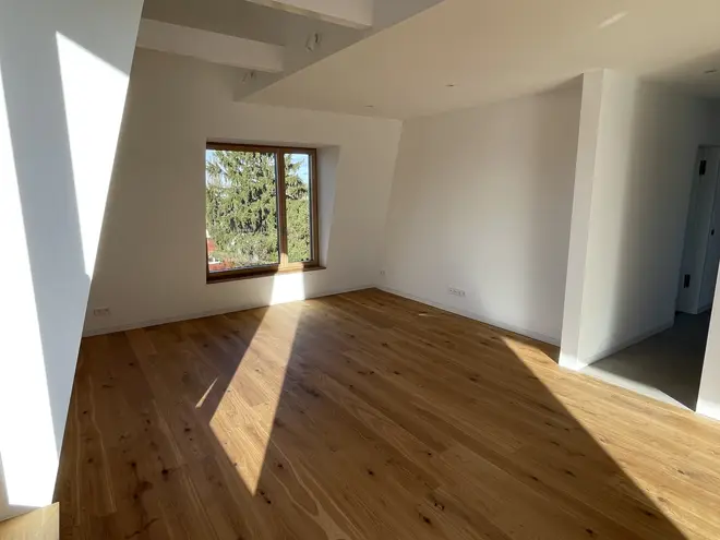 4 Zimmer Wohnung mit 135 m² in Karlsruhe – Bild 3