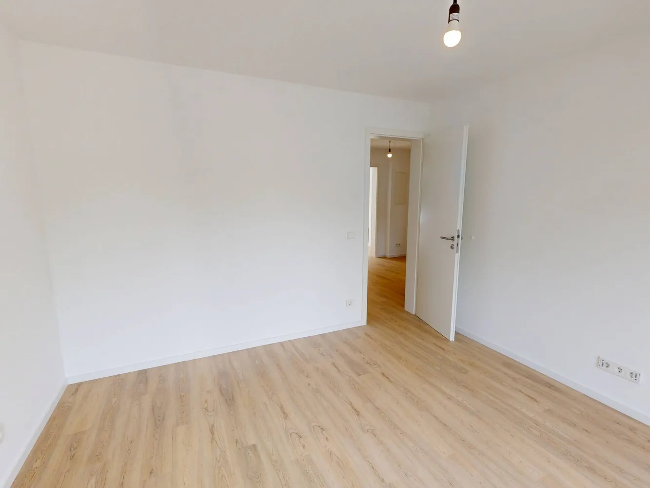 2 Zimmer Wohnung mit 67 m² in Hamburg – Bild 4