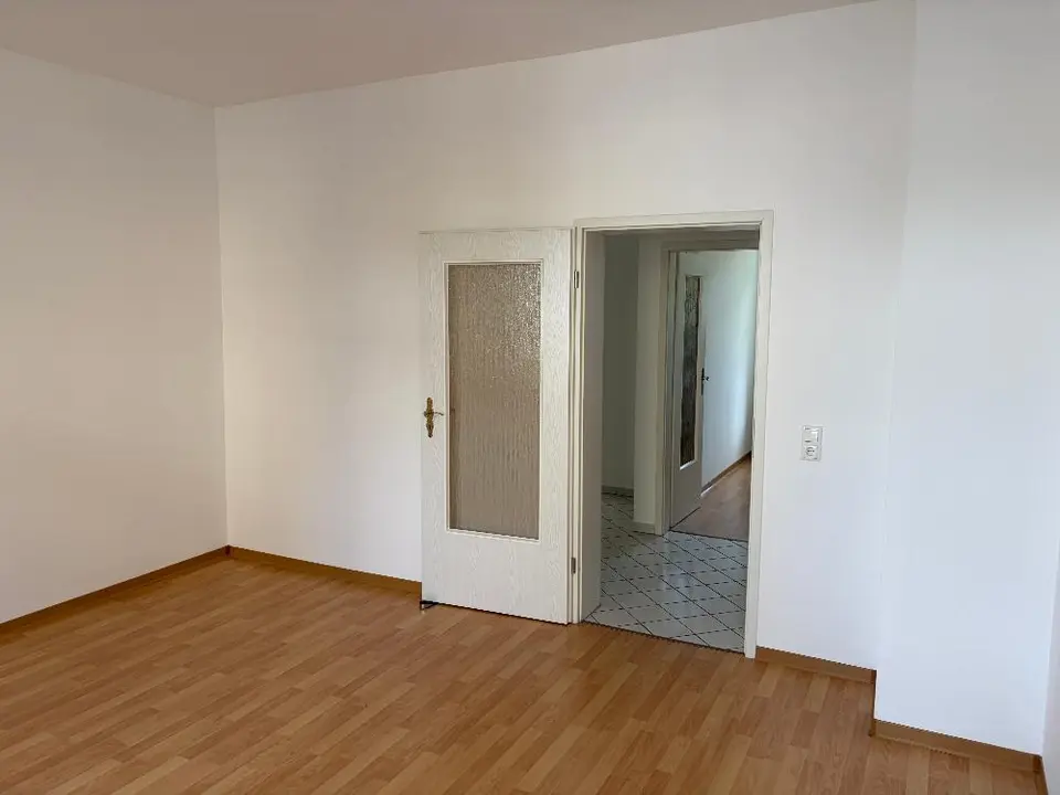2 Zimmer Wohnung mit 34 m² in Freiberg – Bild 3