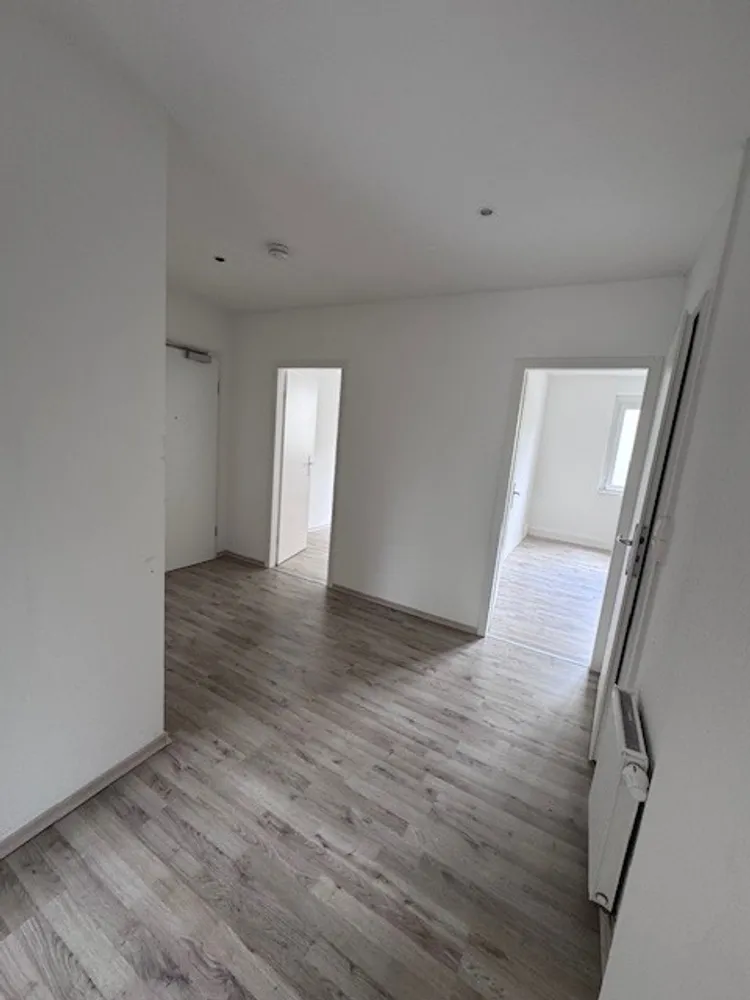 3 Zimmer Wohnung mit 70 m² in Stendal – Bild 1