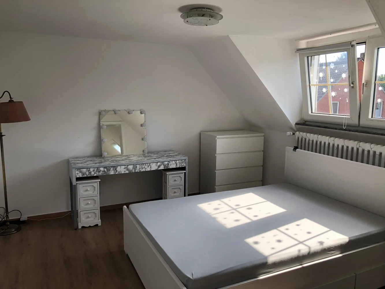 2 Zimmer Wohnung mit 53 m² in Oberhausen – Bild 2
