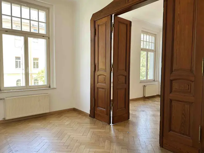 6 Zimmer Wohnung mit 162 m² in Halle (Saale) – Bild 2