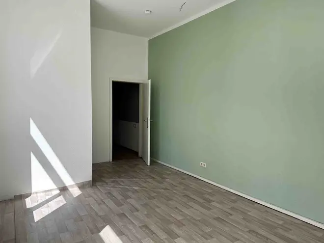 6 Zimmer Wohnung mit 162 m² in Halle (Saale) – Bild 4