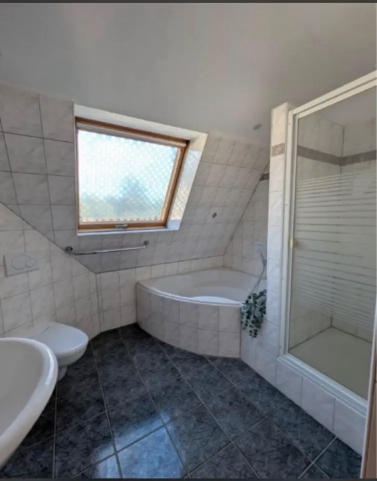 5 Zimmer Wohnung mit 122 m² in Wuppertal – Bild 9