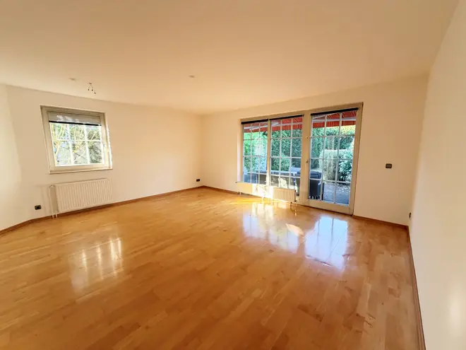 4 Zimmer Wohnung mit 100 m² in Bremen – Bild 2