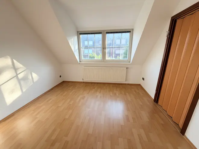 4 Zimmer Wohnung mit 100 m² in Bremen – Bild 9
