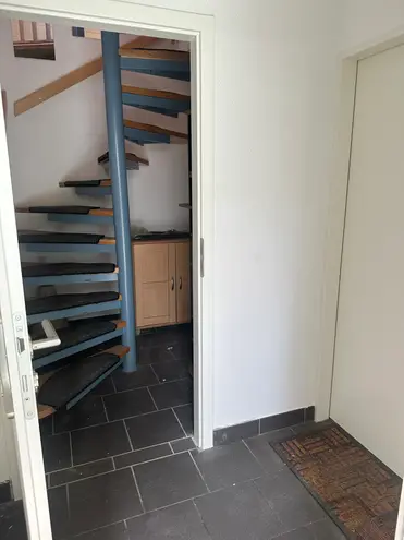 4 Zimmer Wohnung mit 193 m² in Krefeld – Bild 7