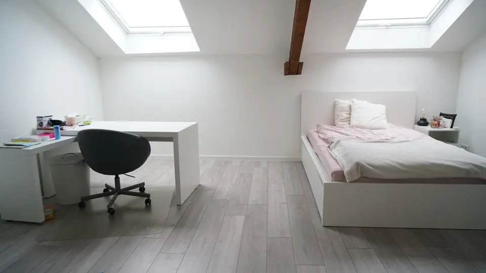 WG-Zimmer mit 236 m² in Kaiserslautern – Bild 1