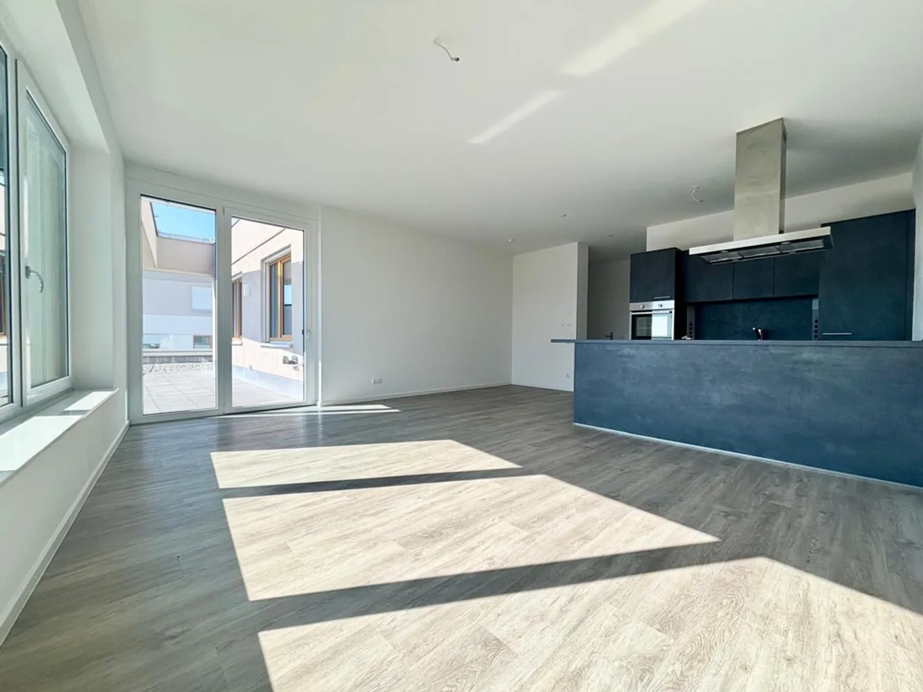 3 Zimmer Wohnung mit 100 m² in Friedrichshafen – Bild 2