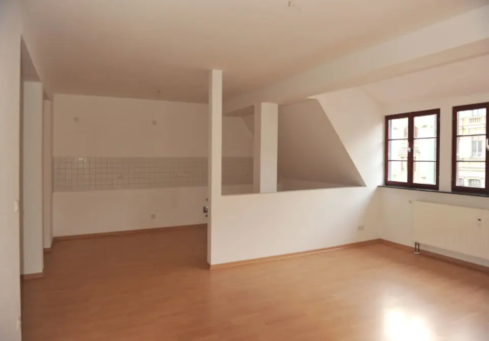 2 Zimmer Wohnung mit 77 m² in Zwickau – Bild 8
