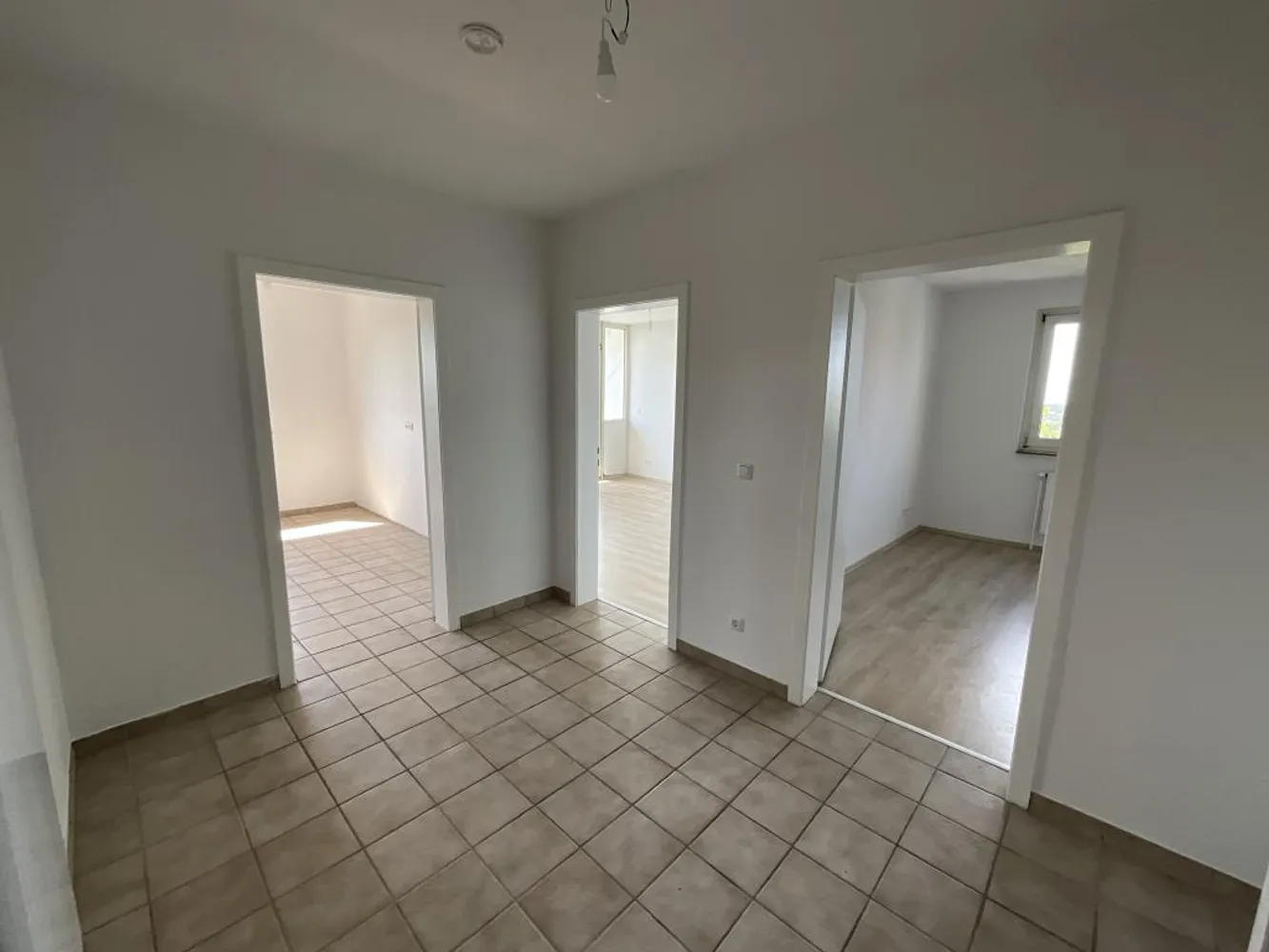 2 Zimmer Wohnung mit 63 m² in Velbert – Bild 3