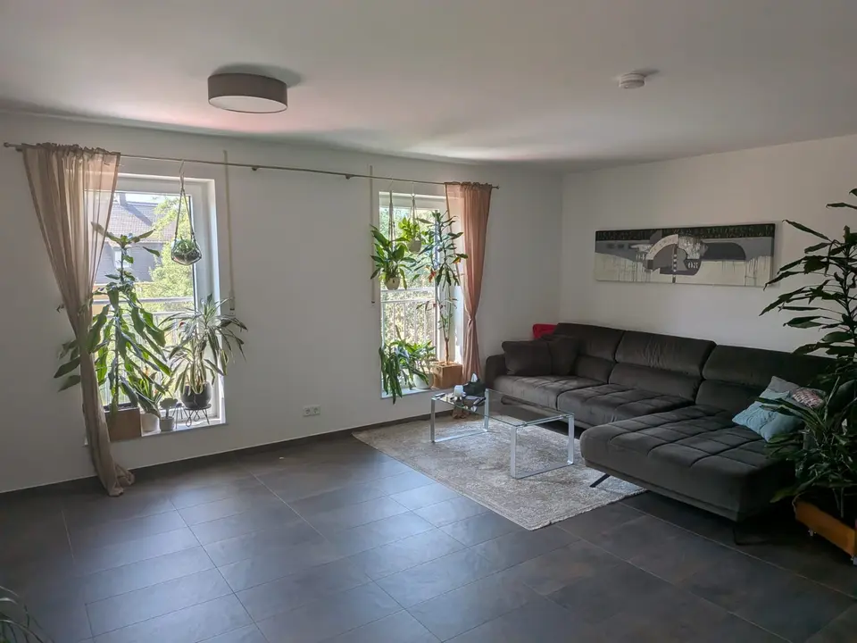 4 Zimmer Wohnung mit 114 m² in Amberg – Bild 1