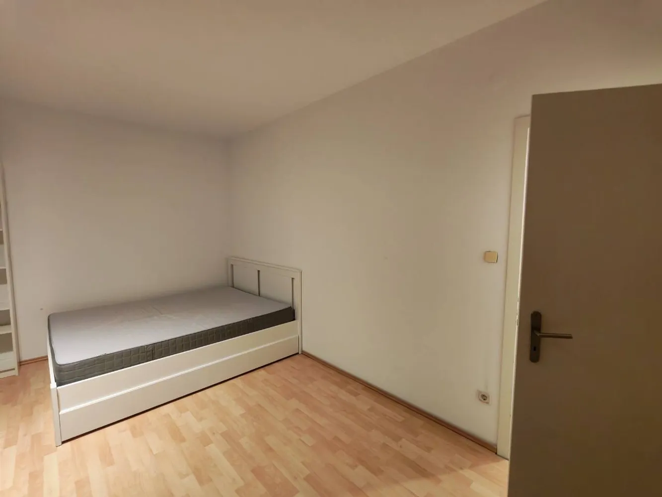 3 Zimmer Wohnung mit 88 m² in Düsseldorf – Bild 1