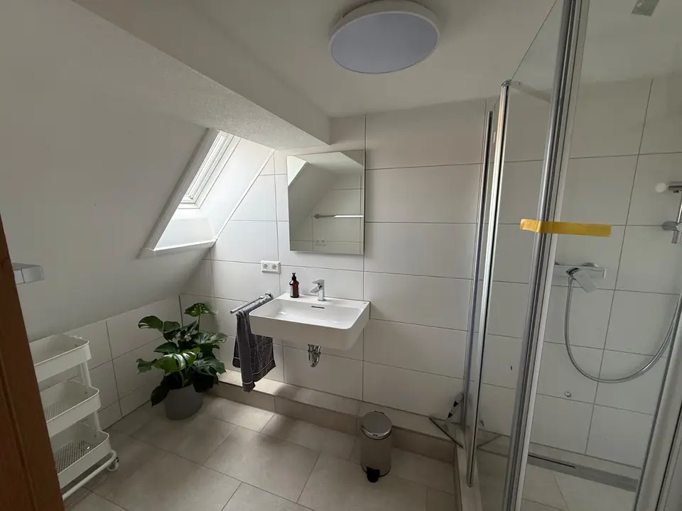 8 Zimmer Wohnung mit 160 m² in Tübingen – Bild 5