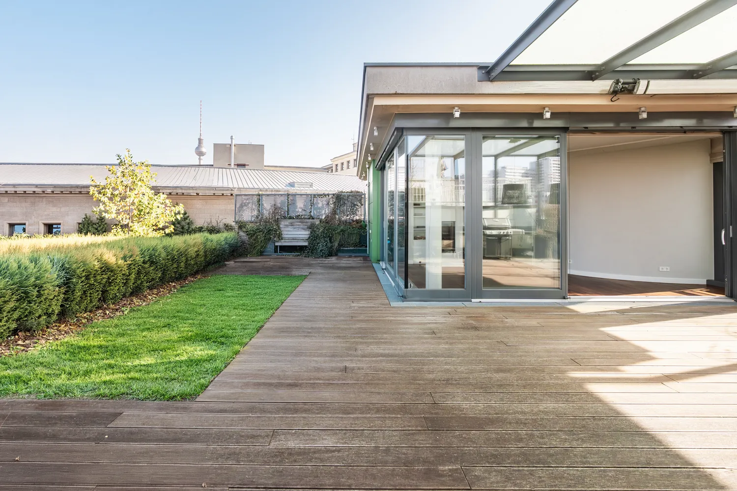 5 Zimmer Wohnung mit 260 m² in Berlin – Bild 1