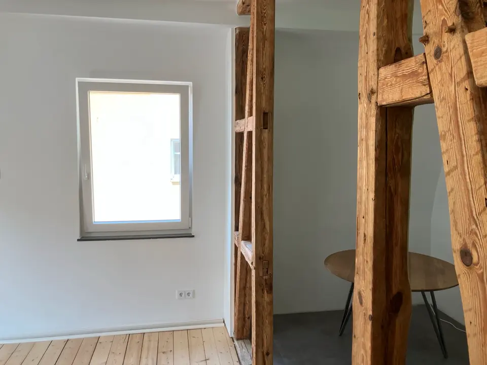 5 Zimmer Wohnung mit 105 m² in Jena – Bild 2