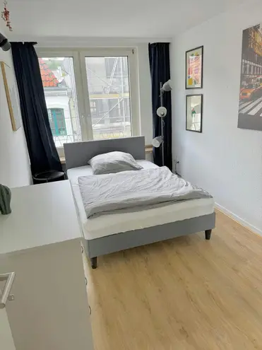 WG-Zimmer mit 20 m² in Düsseldorf – Bild 1