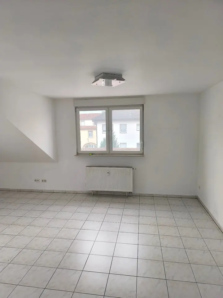 4 Zimmer Wohnung mit 105 m² in Offenbach – Bild 1