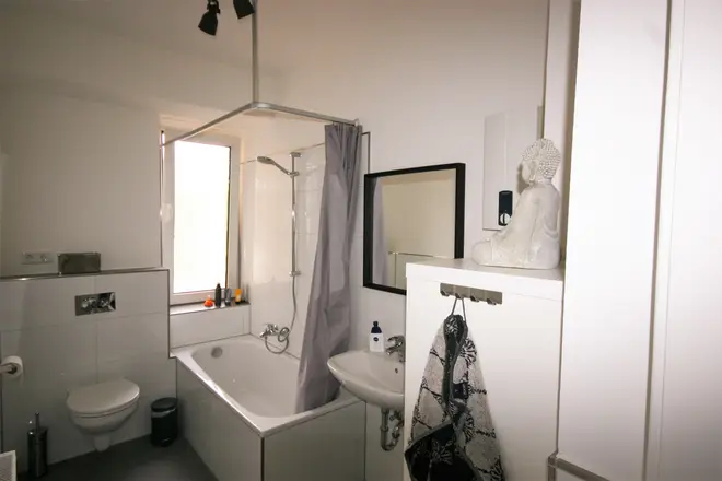 4 Zimmer Wohnung mit 100 m² in Neuss – Bild 10