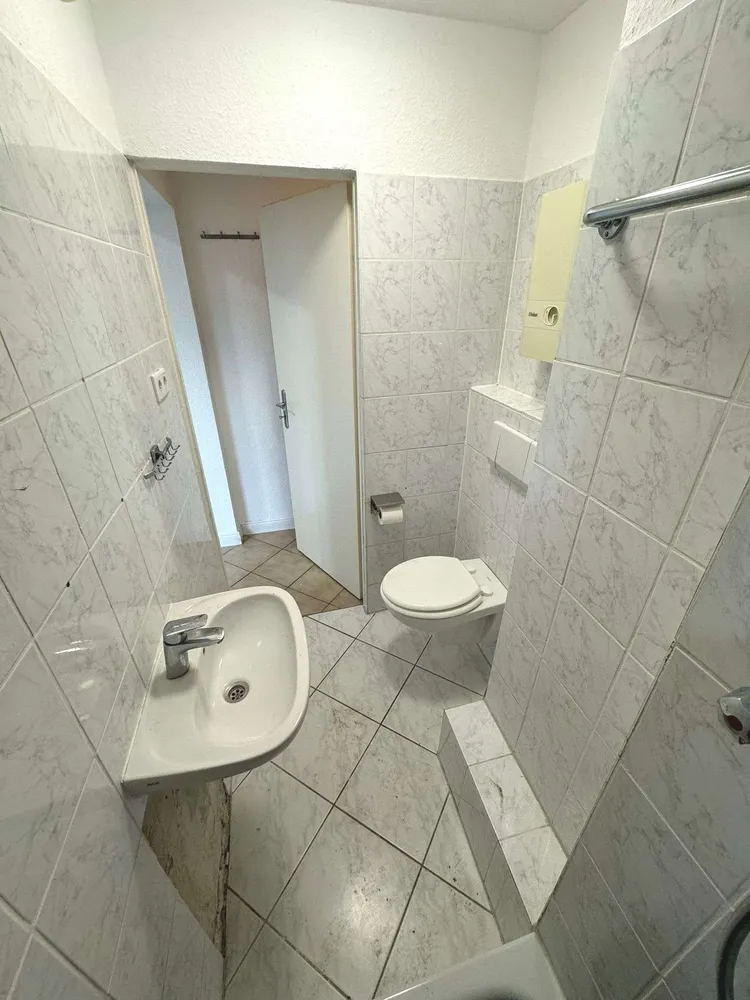 2 Zimmer Wohnung mit 27 m² in Neuss – Bild 4