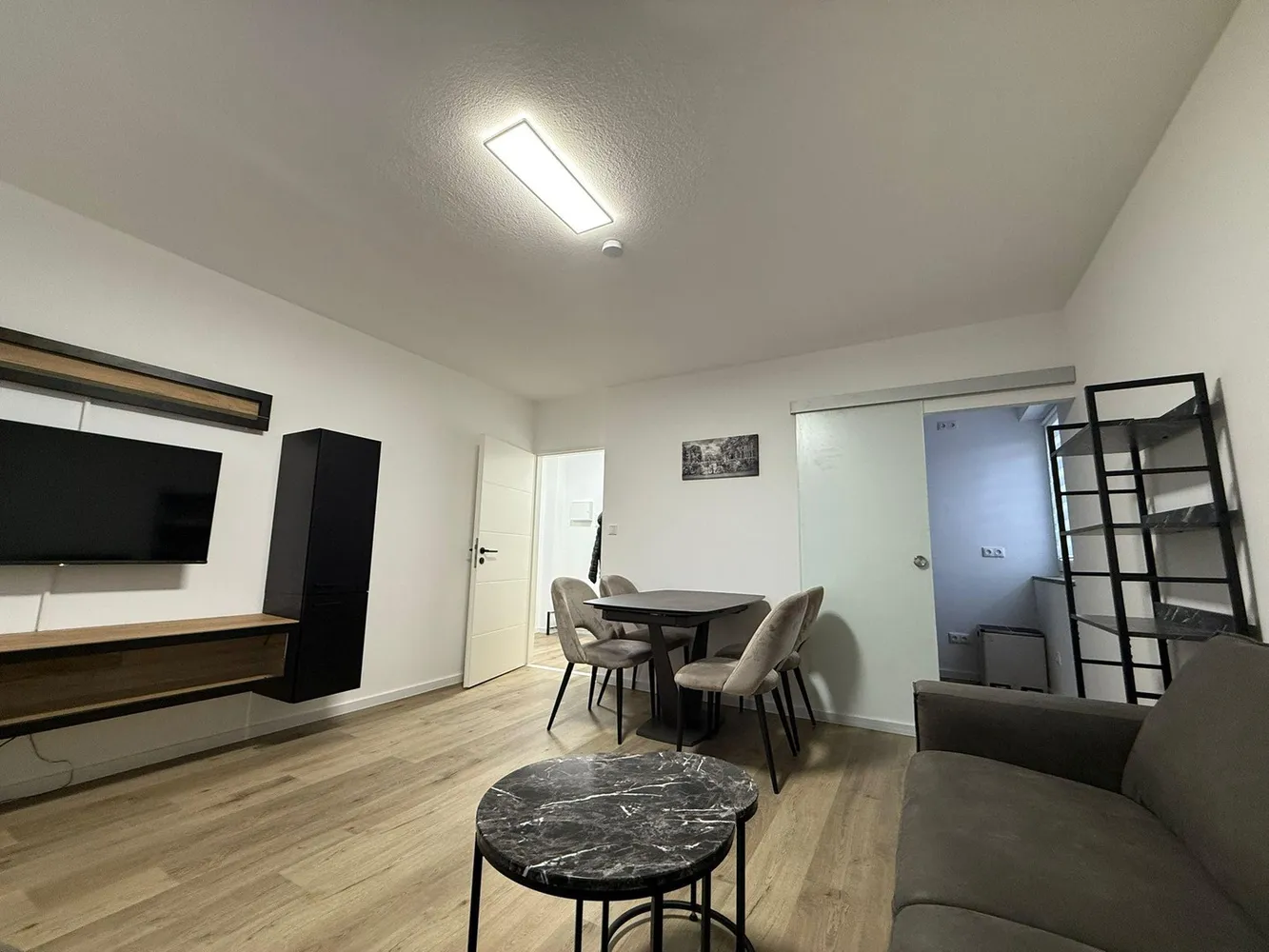 2 Zimmer Wohnung mit 49 m² in Erlangen – Bild 2