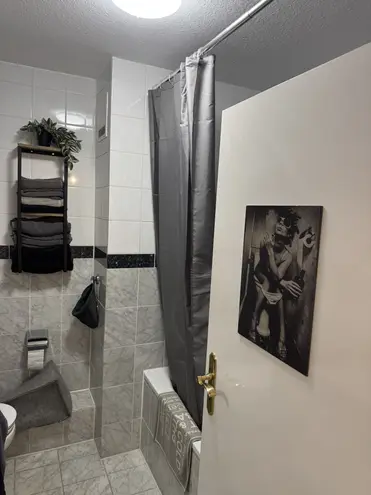 1 Zimmer Wohnung mit 47 m² in Köln – Bild 10