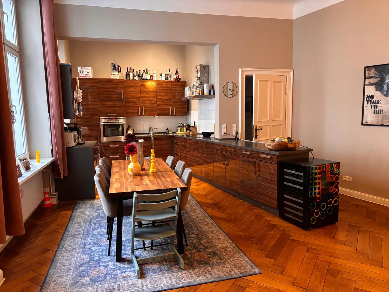 6 Zimmer Wohnung mit 204 m² in Berlin – Bild 2