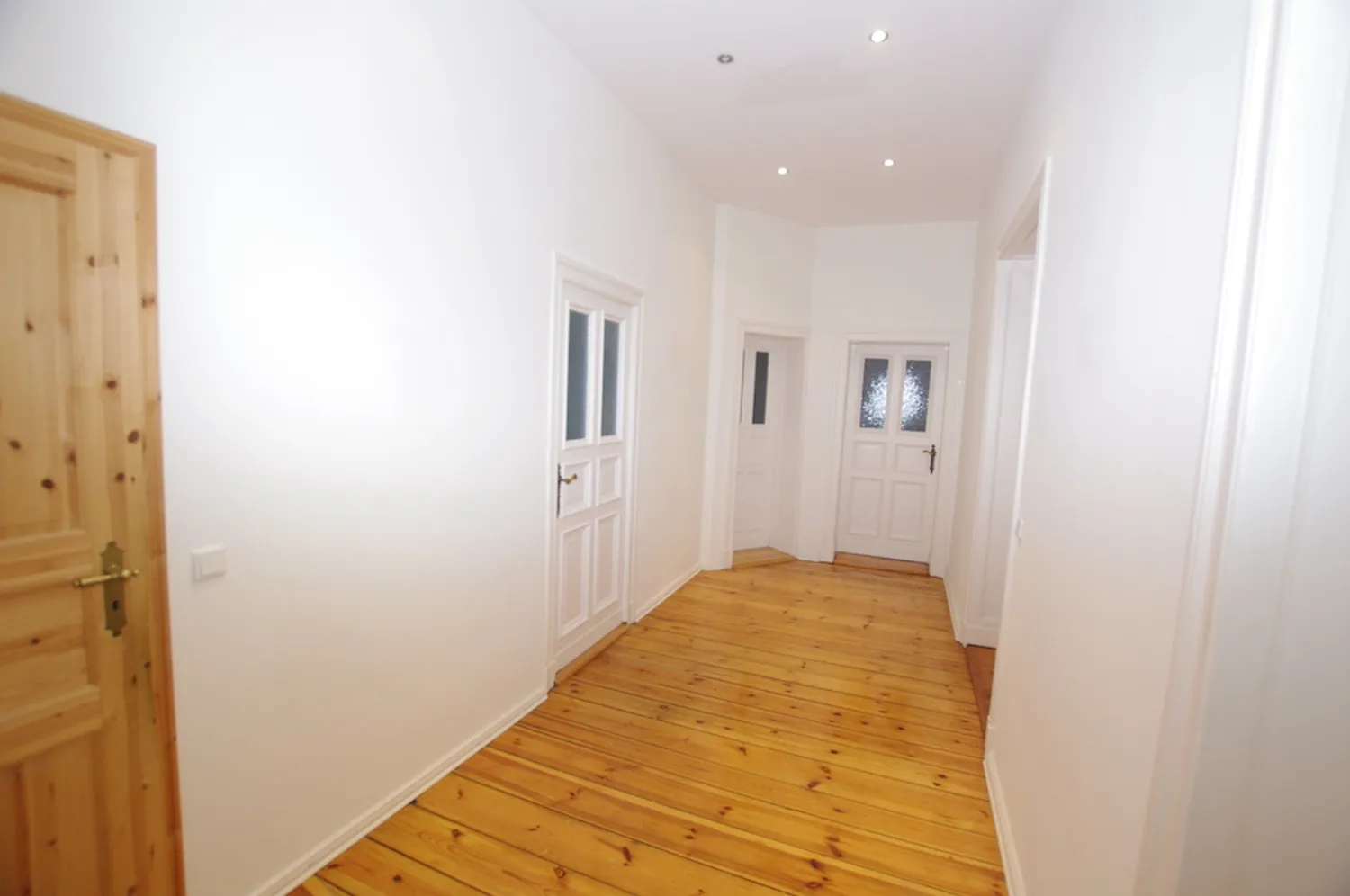 6 Zimmer Wohnung mit 204 m² in Berlin – Bild 4