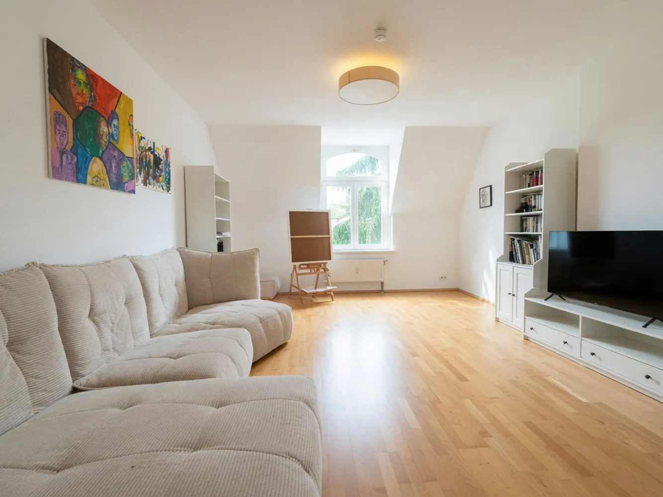 3 Zimmer Wohnung mit 103 m² in Dresden – Bild 2