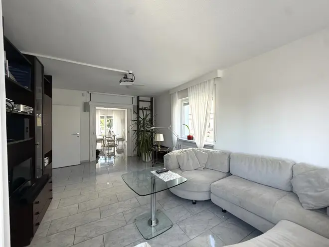 4 Zimmer Wohnung mit 100 m² in Stuttgart – Bild 6