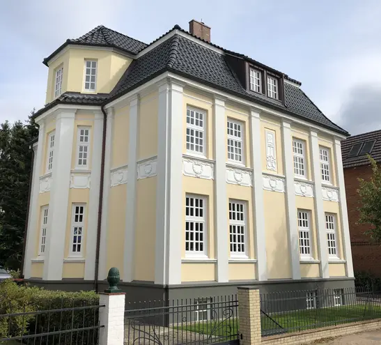 4 Zimmer Wohnung mit 95 m² in Hamburg – Bild 2