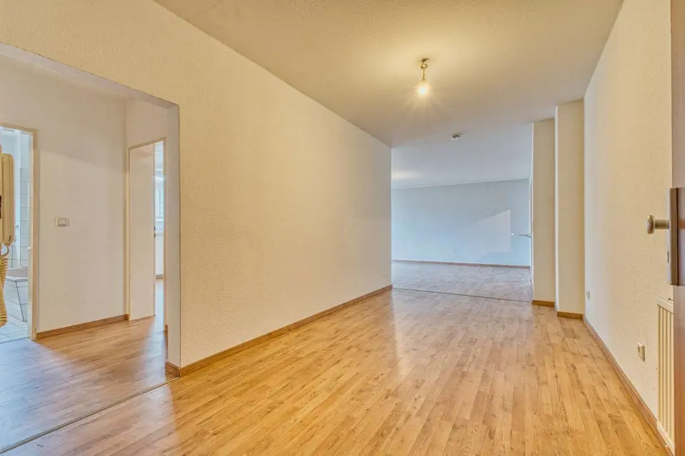 2 Zimmer Wohnung mit 75 m² in Bremerhaven – Bild 5