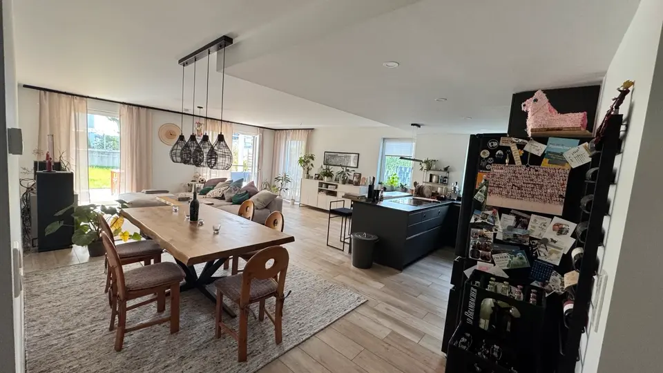 4 Zimmer Wohnung mit 137 m² in Rodgau – Bild 2