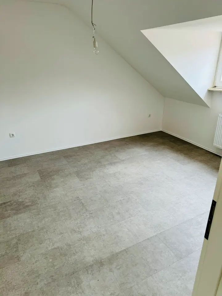 8 Zimmer Wohnung mit 116 m² in Bottrop – Bild 7