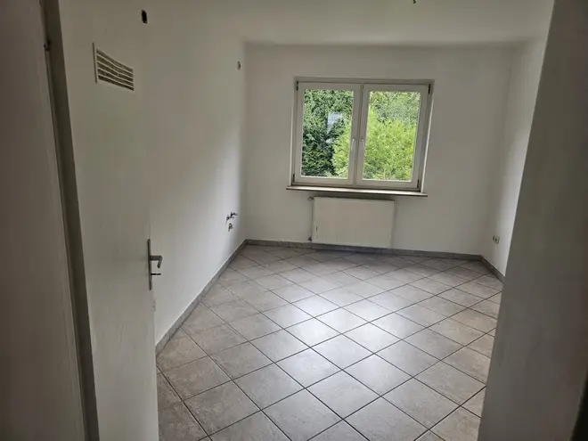 3 Zimmer Wohnung mit 80 m² in Kassel – Bild 2