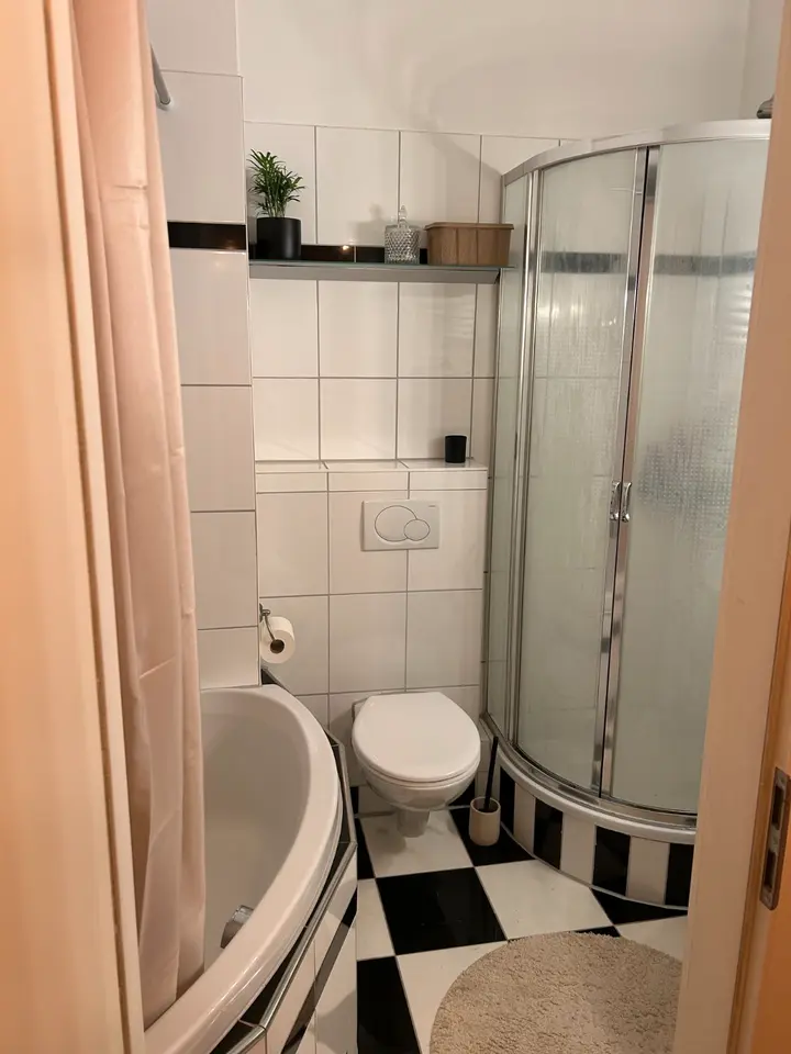 WG-Zimmer mit 75 m² in Frankfurt am Main – Bild 5