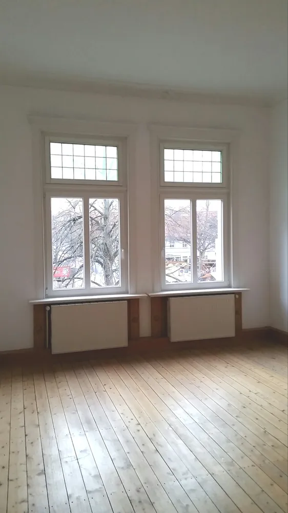 4 Zimmer Wohnung mit 130 m² in Hameln – Bild 2
