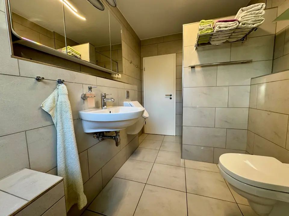 5 Zimmer Wohnung mit 150 m² in Norderstedt – Bild 7