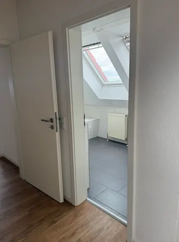 2 Zimmer Wohnung mit 57 m² in Erfurt – Bild 2
