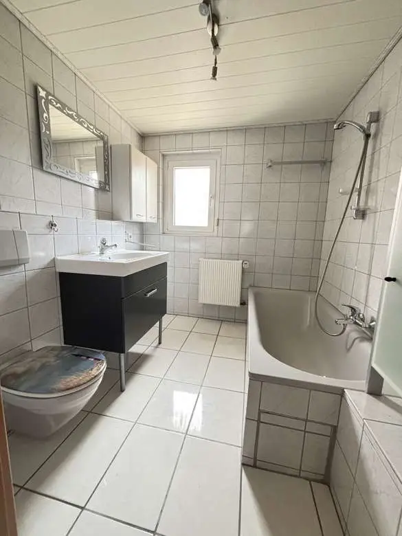 6 Zimmer Wohnung mit 135 m² in Tübingen – Bild 7