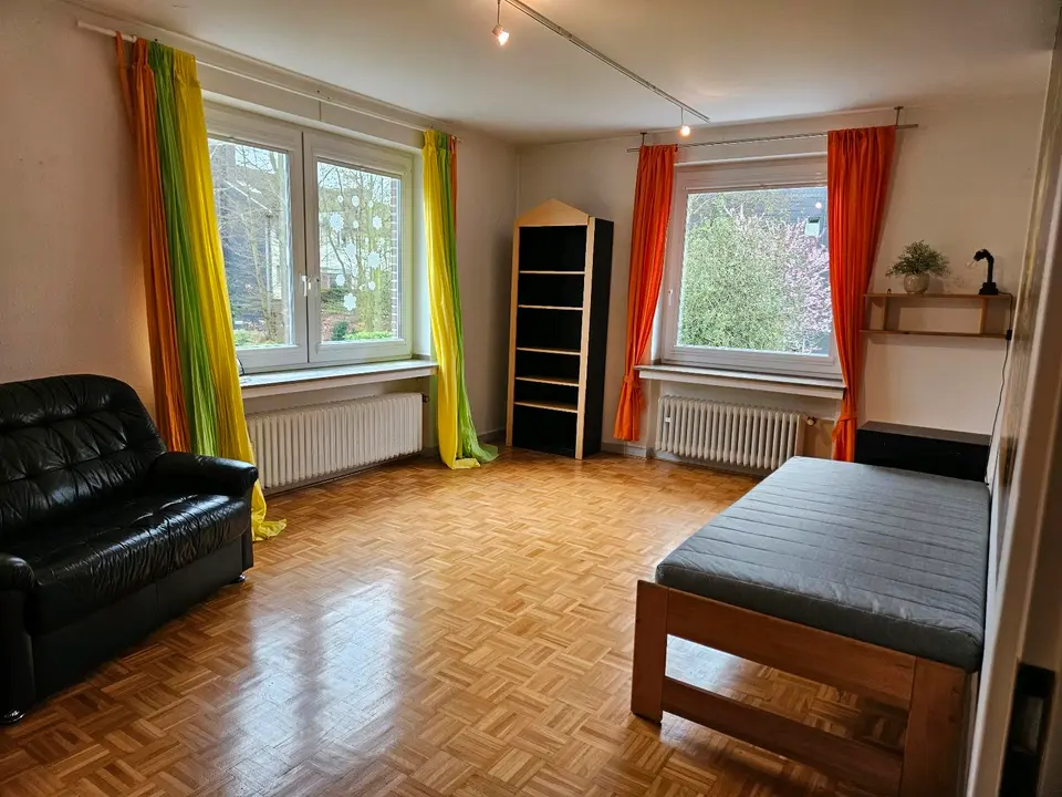 WG-Zimmer mit 25 m² in Neuss – Bild 1