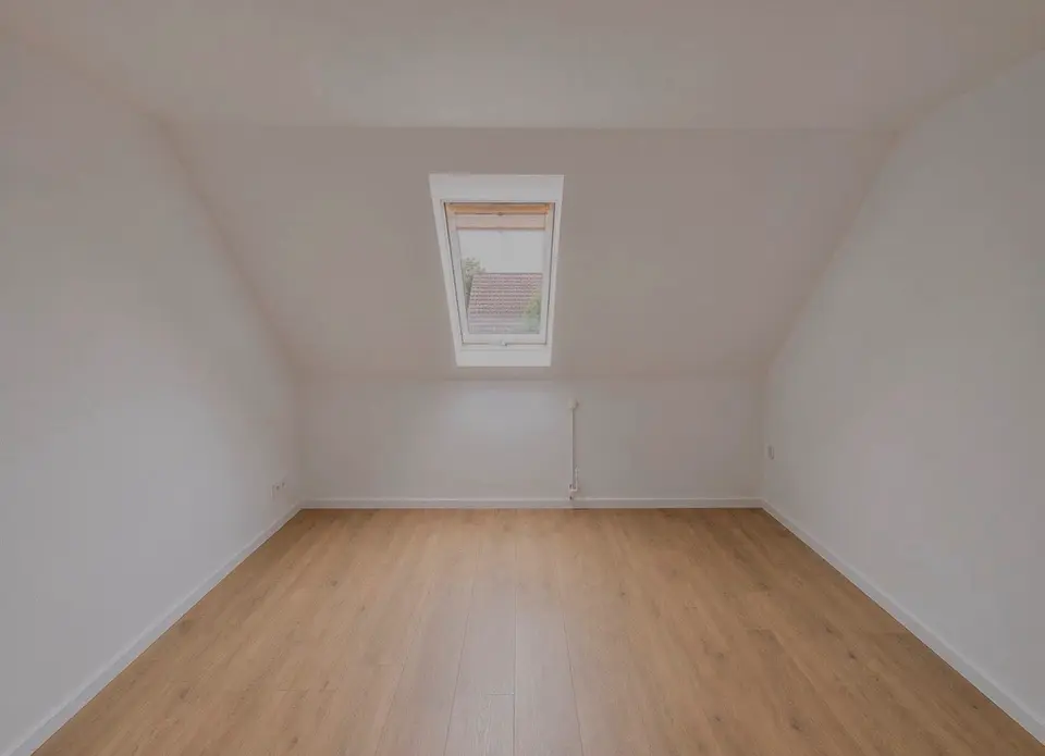 2 Zimmer Wohnung mit 80 m² in Bremerhaven – Bild 2